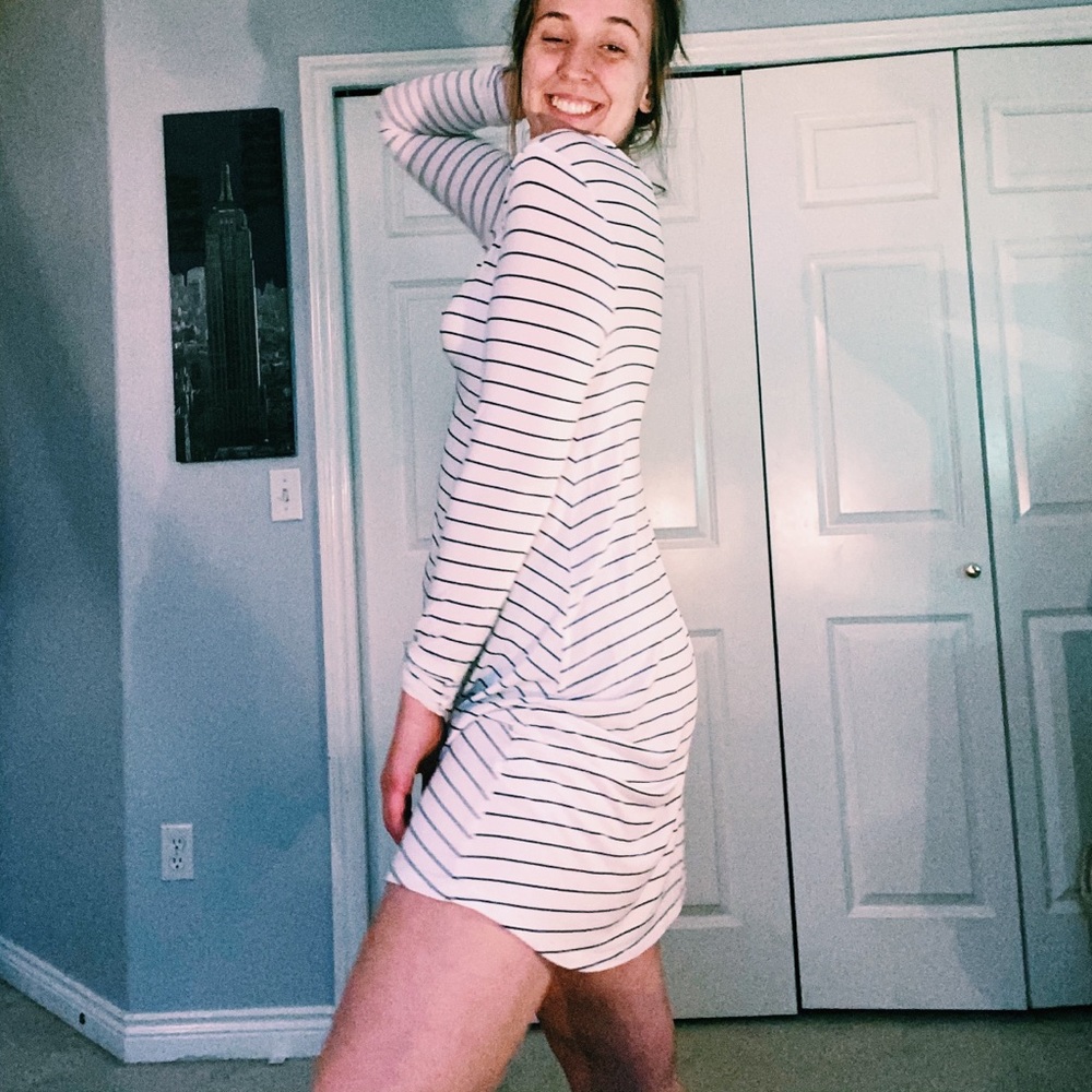 navy blue and white long sleeve dress